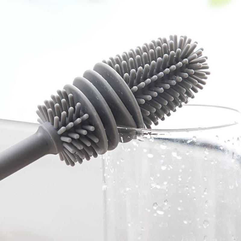 Handy brush for cleaning bottles and containers. Handy brush for cleaning bottles and containers.